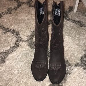 Men’s Cowboy boots size 8.5